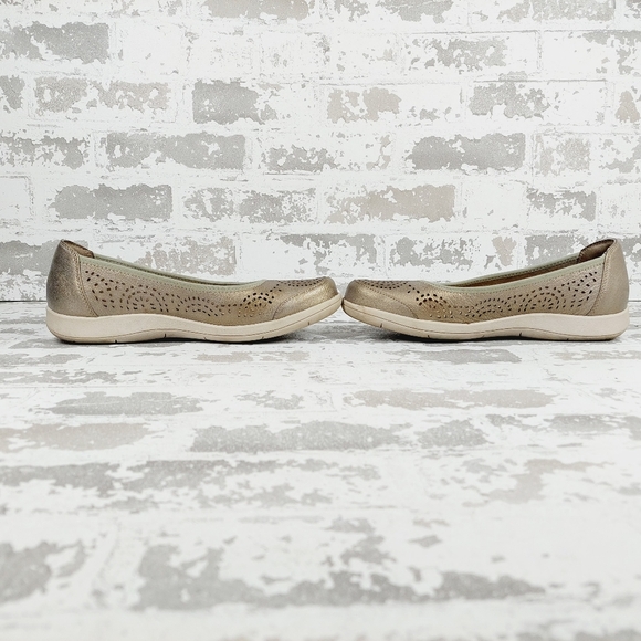Rockport Daisey Eyelet Leather  Women's  Metallic Slip On Flats C746 - Picture 7 of 11